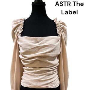 ASTR Women's Cream Ruched Top